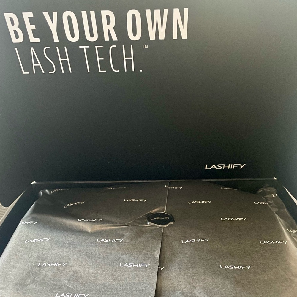 LASHIFY White Control Kit